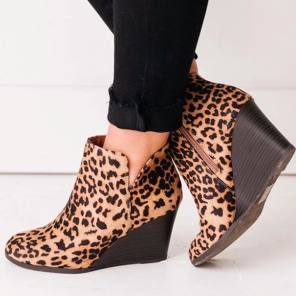 JIMMY leopard Print Booties - Picture 4 of 4